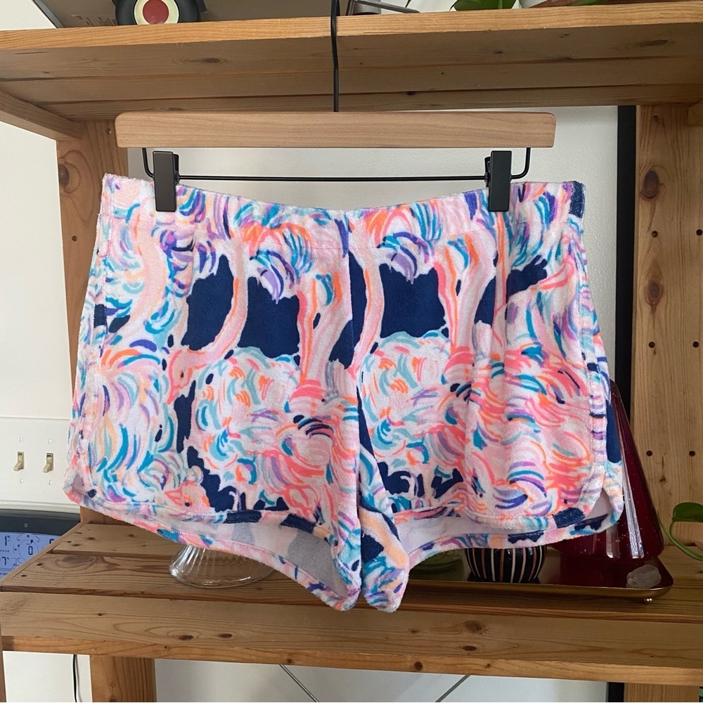 Lilly Pulitzer Colorful Flamingo Print Terrycloth Short Medium - Picture 2 of 15